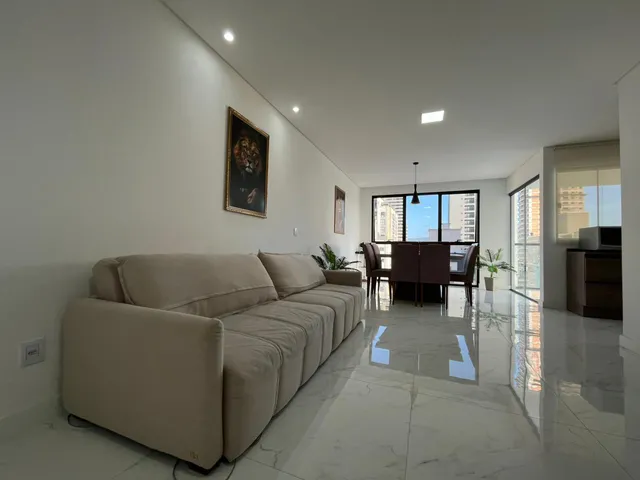 Imagem 2: Apartamento à venda com 3 Suítes 108m² Privativos em Meia Praia de Itapema SC