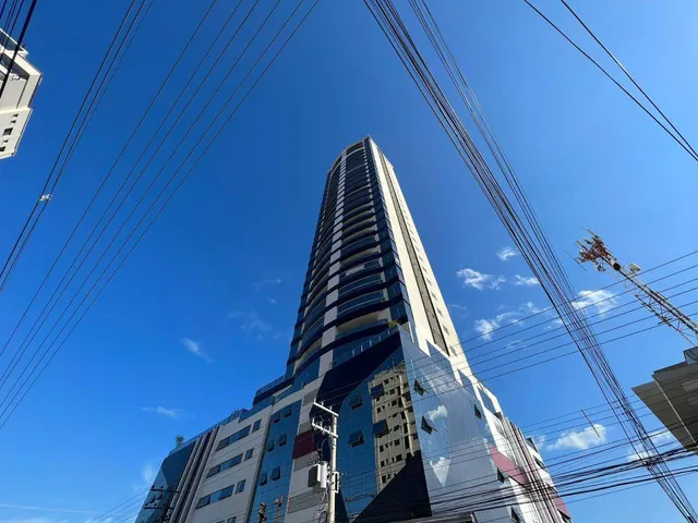 Imagem: Apartamento com vista para o mar à venda