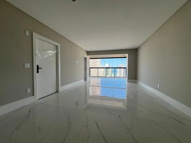 Imagem 2: Apartamento à venda com 3 Suítes Sendo 1 Máster 135m² Privativos no Centro de Itapema