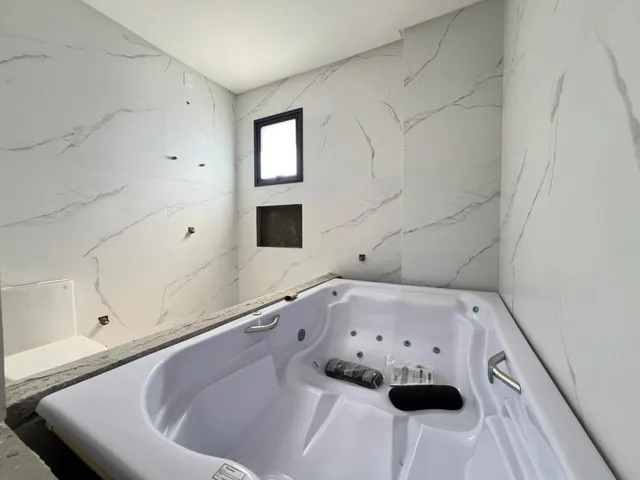 Imagem 14: Apartamento à venda com 3 Suítes Sendo 1 Máster 135m² Privativos no Centro de Itapema