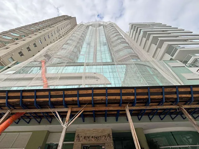 Imagem: O apartamento possui 4 Dormitórios, 2 Suítes, 3
