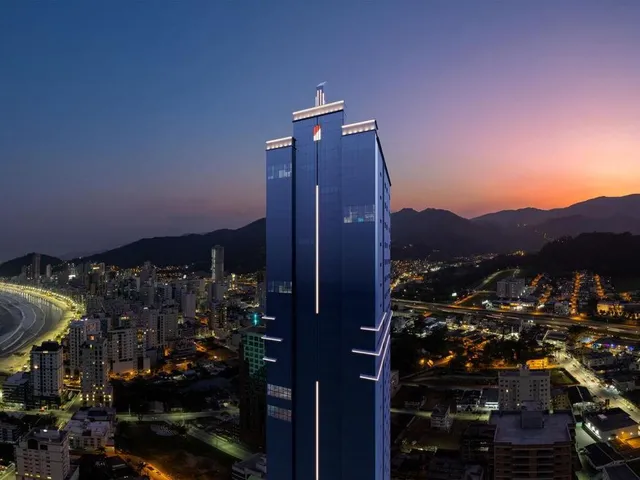 Imagem 3: Apartamento À Venda com 202M² por R$ 4.600.000,00