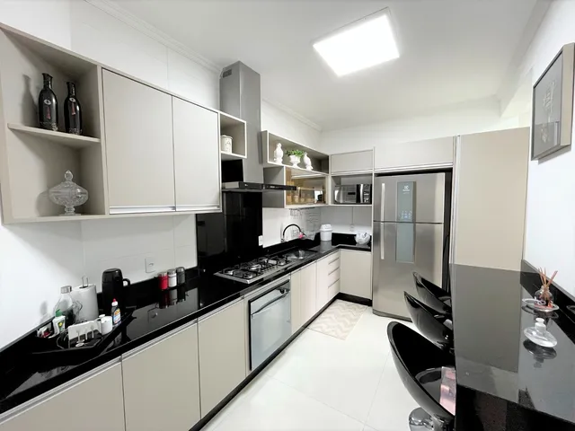 Imagem 16: Apartamento à venda com 165m² por R$ 1.748.107,00
