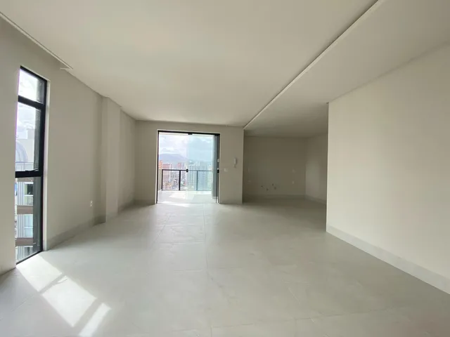 Imagem 7: Apartamento à venda com 125m² por R$ 1.630.000,00