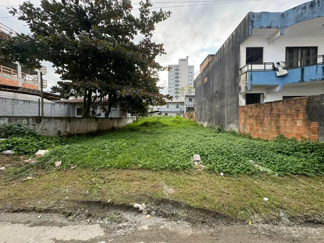 Imagem: Terreno À Venda com 261.2M² por R$ 1.600.000,00
