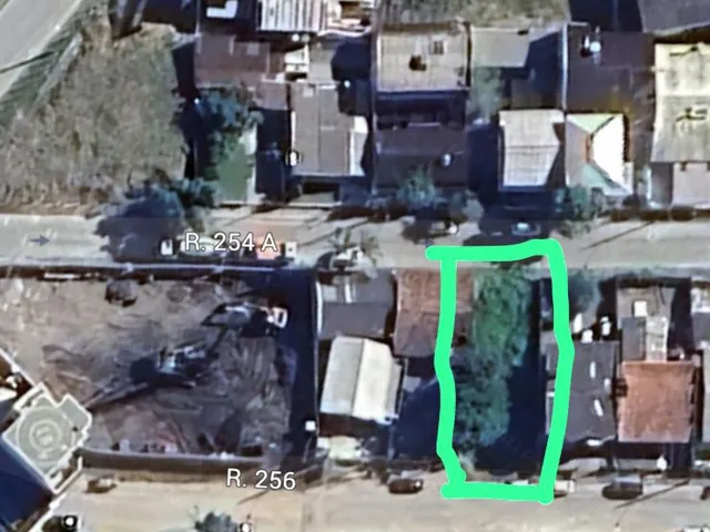 Imagem 3: Terreno À Venda com 261.2M² por R$ 1.600.000,00