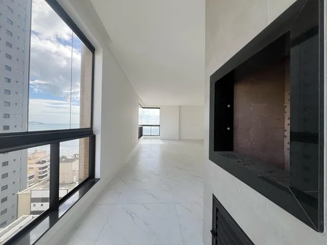 Imagem 7: Apartamento À Venda em com 3 Suítes 129.31 M2 Privativos + 3 Vagas de Garagem Itapema, Meia Praia Sc