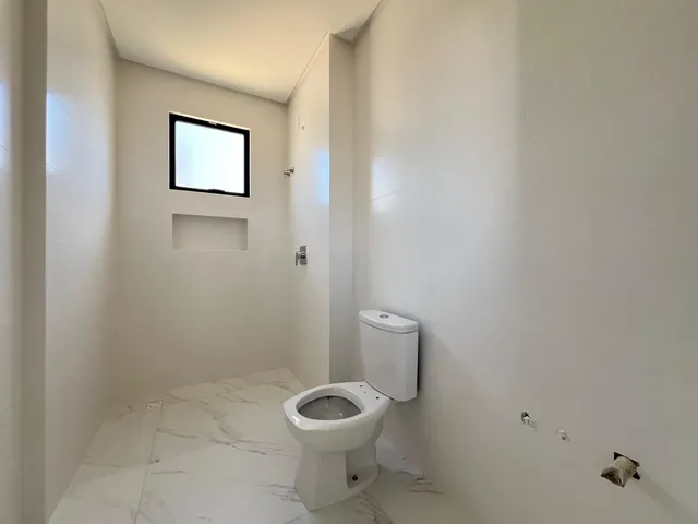 Imagem 14: Apartamento À Venda em com 3 Suítes 129.31 M2 Privativos + 3 Vagas de Garagem Itapema, Meia Praia Sc