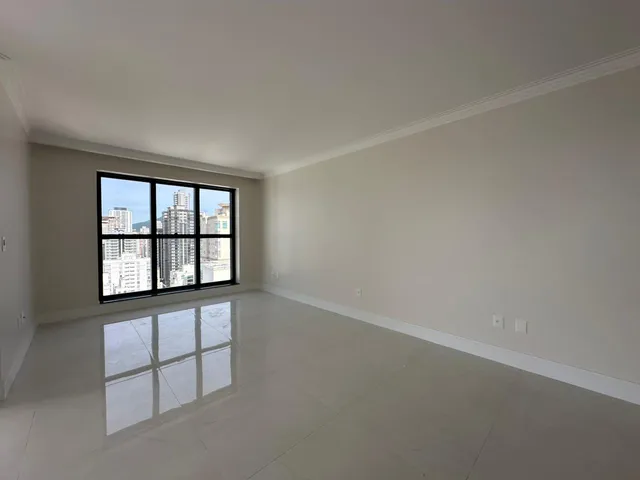 Imagem 4: Apartamento com vista para o mar à venda com 168m² por R$ 3.300.000,00