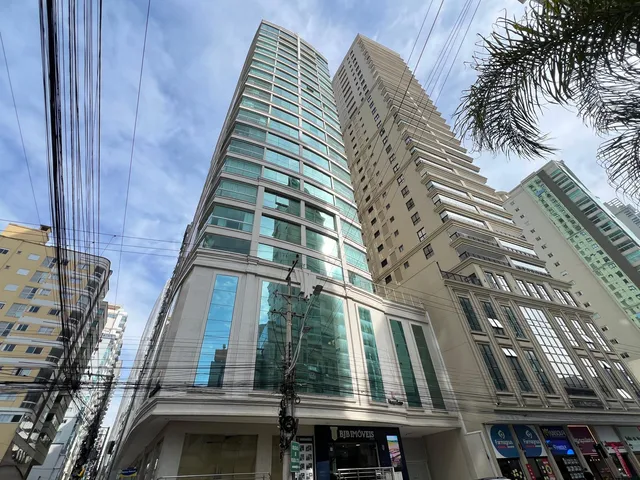 Imagem: Apartamento com vista para o mar à venda
