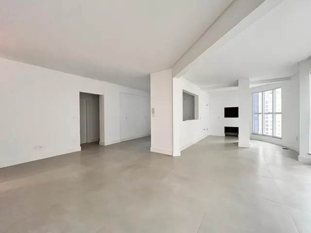 Imagem 8: Apartamento à venda com 147m² por R$ 1.900.000,00