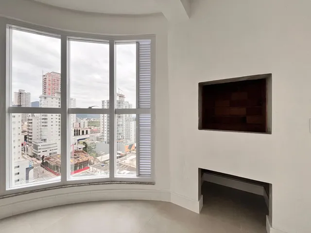 Imagem 8: Apartamento à venda com 175m² por R$ 2.220.000,00