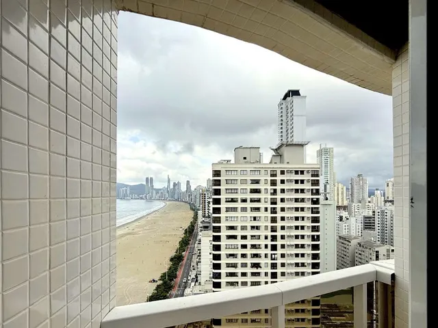 Imagem 13: Apartamento Mobiliado com Vista Mar na Avenida Atlântica - Balneário Camboriú