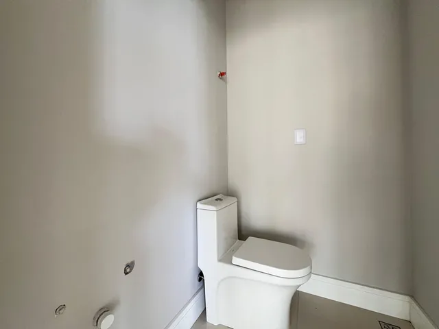 Imagem 15: Apartamento À Venda em Itapema, Castelo Branco, com 4 Quartos, 183.15M²