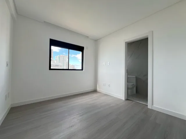 Imagem 9: Apartamento com Vista para o Mar À Venda com 112M² por R$ 2.900.000,00