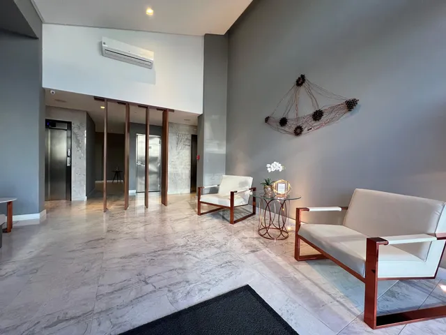 Imagem 2: Apartamento com vista para o mar à venda com 200m² por R$ 7.200.000,00