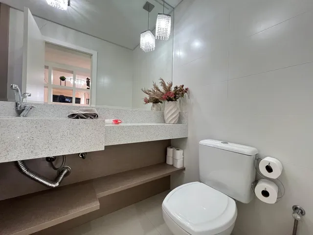Imagem 12: Apartamento com vista para o mar à venda com 200m² por R$ 7.200.000,00