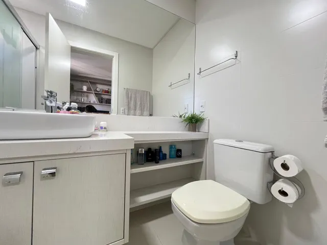 Imagem 16: Apartamento com vista para o mar à venda com 200m² por R$ 7.200.000,00