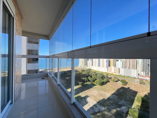 Imagem 16: Apartamento À Venda com 3 Suítes Sendo 1 Máster 200M2 Privativos + 3 Vagas em Meia Praia de Itapema Sc