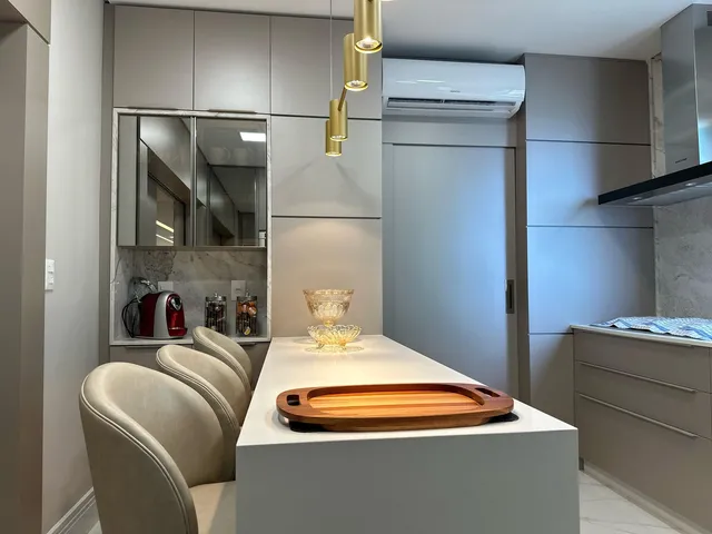 Imagem 16: Apartamento à venda Vista Mar 5 Suítes Sendo 1 Máster 352m² Privativos Centro de
