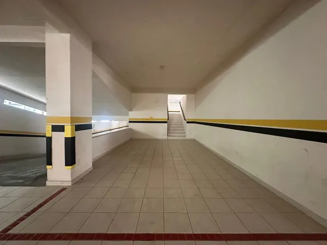 Imagem 14: Apartamento à Venda com 4 Suítes 197.7m² Privativos por R$ 2.850.000,00 Meia Praia de
