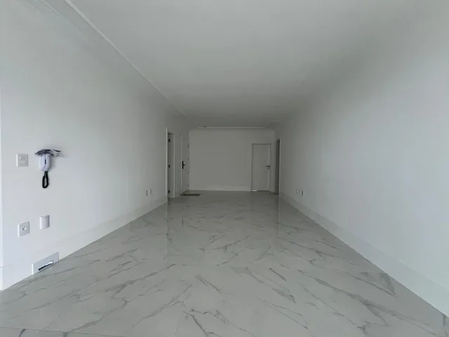 Imagem 7: Apartamento com Vista para o Mar À Venda com 243M² por R$ 3.645.000,00