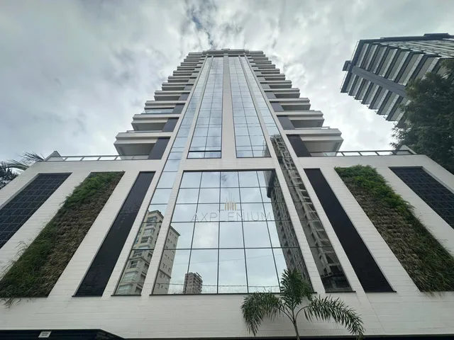 Imagem: Apartamento com Vista para o Mar À Venda