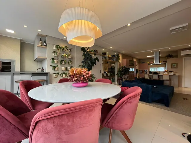 Imagem 6: Apartamento à Venda com 3 Suítes 145m² Privativos por R$ 1.699.000,00 Meia Praia de