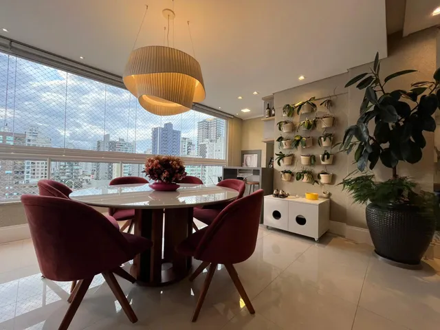 Imagem: Apartamento à Venda com 3 Suítes 145m²