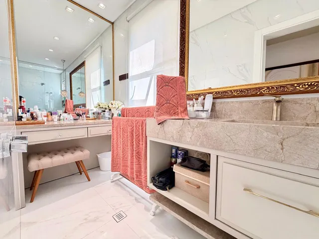Imagem 12: Apartamento À Venda com 170M² Frente Mar
