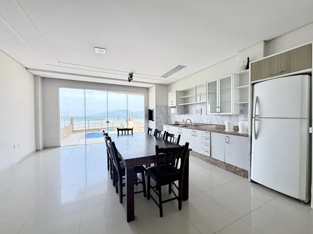 Imagem 10: Casa À Venda em Porto Belo, Pereque, com 3 Quartos, 170M²