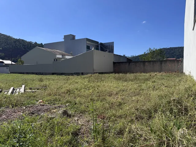 Imagem 2: Terreno À Venda em Camboriú, Rio Pequeno, 300M²