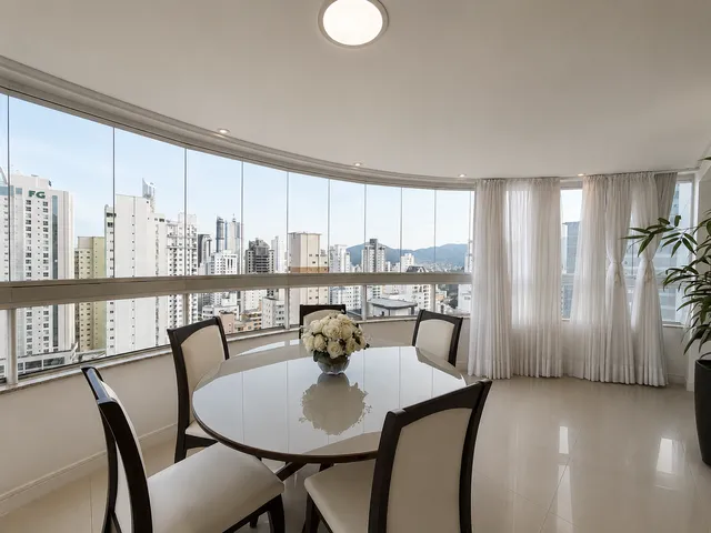 Imagem: Apartamento À Venda com 3 Suítes 139M2