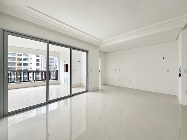Imagem: Apartamento à venda com 3 Suítes Sendo