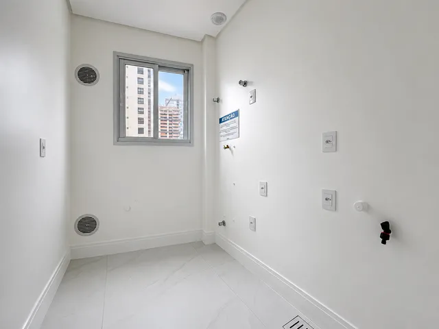 Imagem 6: Apartamento à venda em Itapema, Centro, com 3 quartos, 130m²