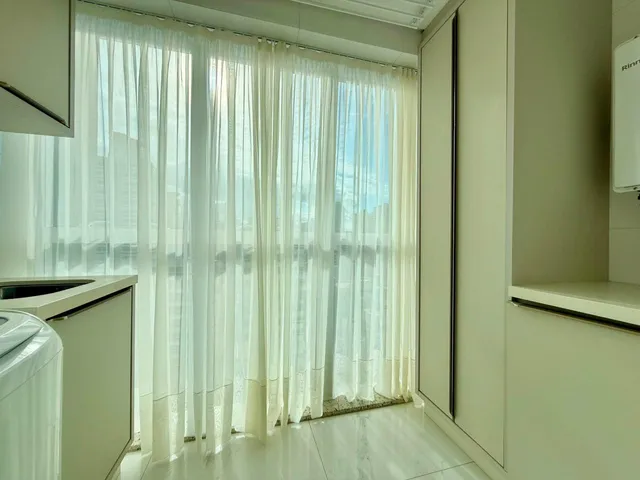Imagem 15: Apartamento à venda em Itapema, Meia Praia, com 4 quartos, 180m²