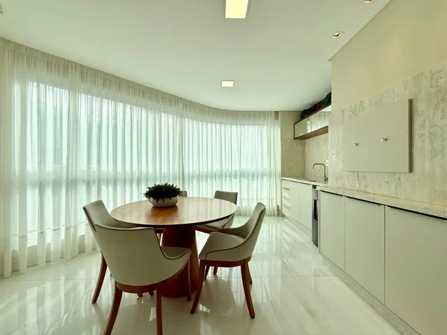 Imagem 12: Apartamento à venda em Itapema, Meia Praia, com 4 quartos, 180m²