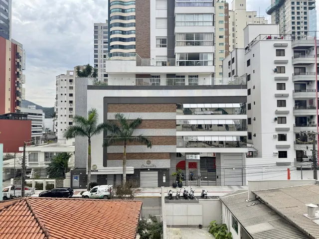 Imagem 3: Apartamento À Venda em Balneário Camboriú, Centro, com 3 Quartos, 149.2M²