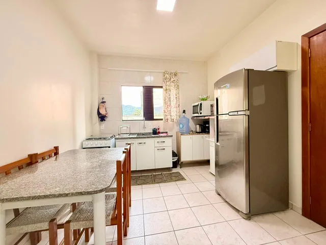 Imagem 4: Apartamento À Venda em Itapema, Centro, com 2 Quartos, 70M²