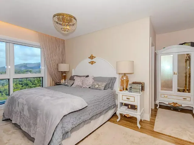 Imagem 16: Apartamento à venda com 180m² por R$ 6.500.000,00