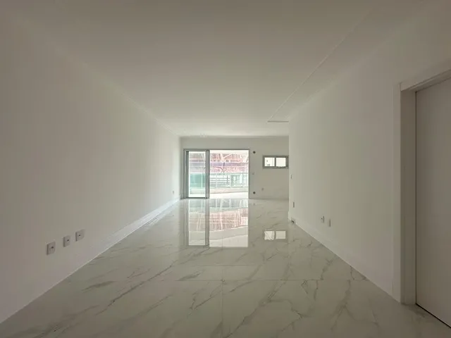 Imagem 3: Apartamento à venda com 4 Suítes Sendo 1 Máster 157m² Privativos por R$ 3.500.000,00