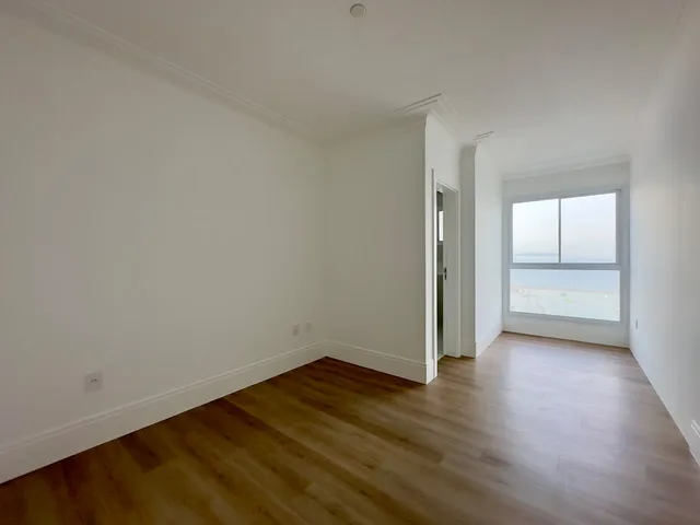 Imagem 15: Apartamento Vista Mar À Venda com 4 Suítes Sendo 1 Máster 190M² Privativos por R$ 3.900.000,00 Centro de Itapema Sc