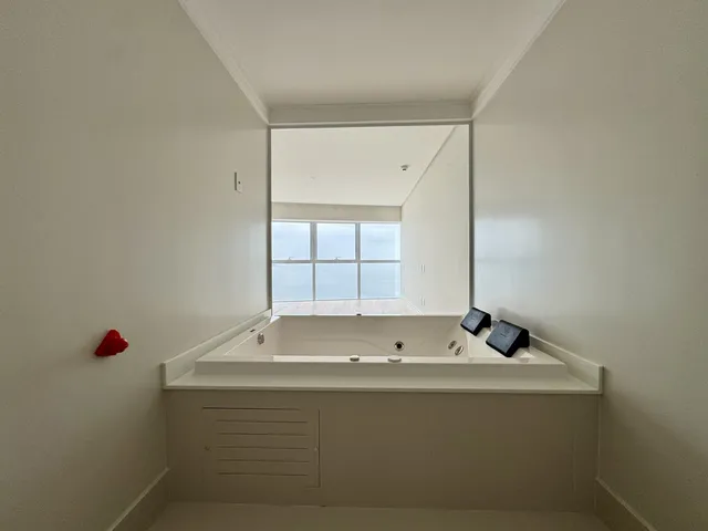 Imagem 9: Apartamento à venda em Balneário Camboriú, Centro, com 4 quartos, 216.59m²