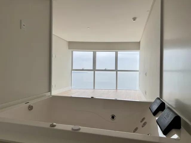Imagem 8: Apartamento à venda, com 4 Suítes Vista Mar 216.59m² Privativos em Balneário