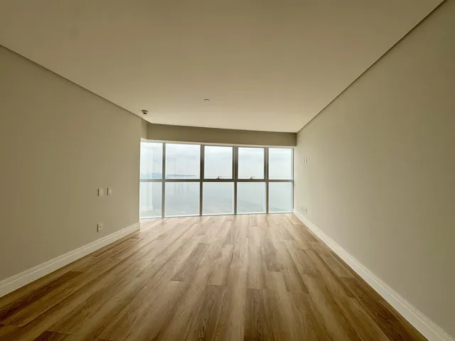 Imagem 9: Apartamento à venda, com 4 Suítes Vista Mar 216.59m² Privativos em Balneário