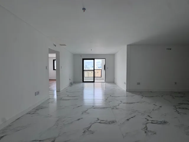 Imagem 11: Apartamento à venda em Balneário Camboriú, Centro, com 4 quartos, 170m²