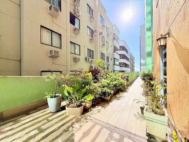 Imagem 10: Apto à venda MOBILIADO com 2 SUITES MAIS 1 SUITE MASTER , 176m² PRIVATIVOS QUADRA DO