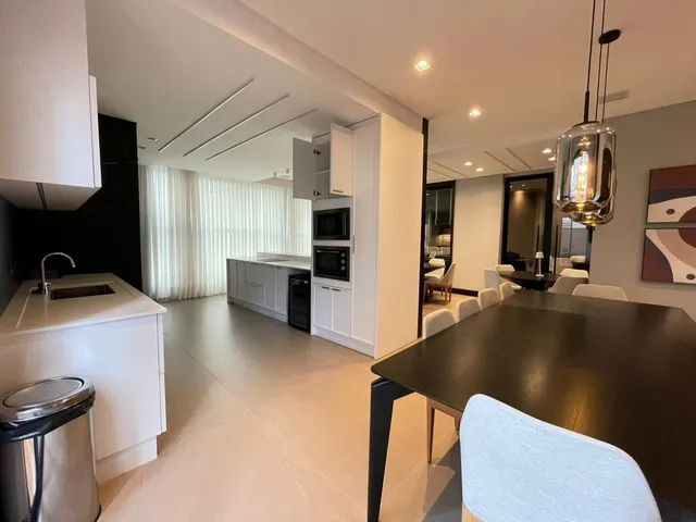 Imagem 14: Apartamento à venda com 3 Suítes 103m² Privativos por R$ 1.280.000,00 em Meia Praia de