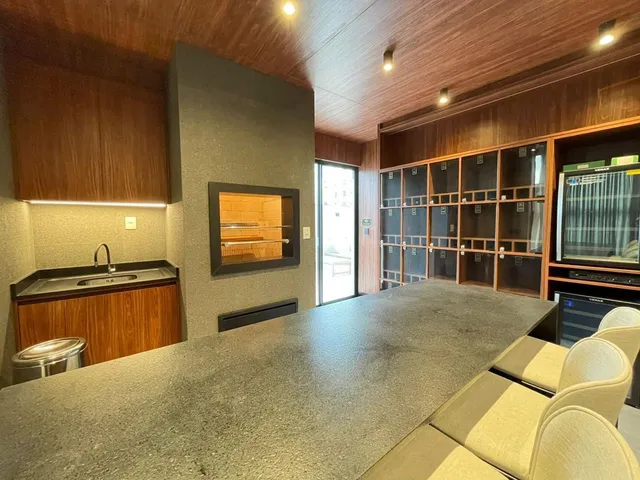 Imagem 15: Apartamento à venda com 3 Suítes 103m² Privativos por R$ 1.280.000,00 em Meia Praia de