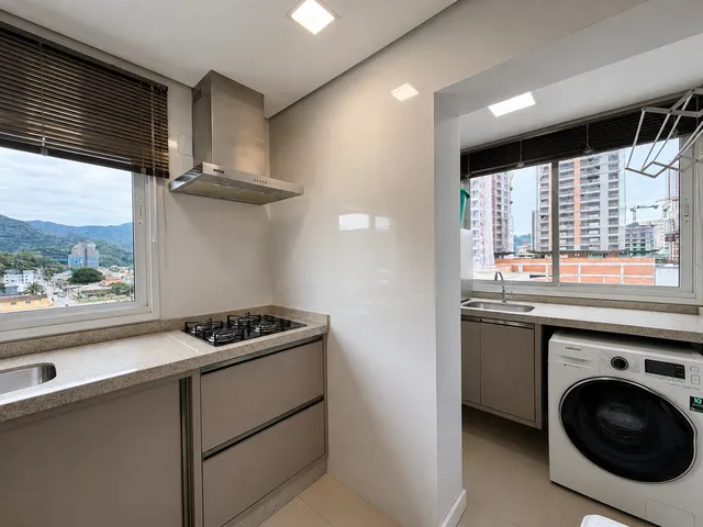 Imagem 4: Apartamento com vista Mar à venda com 3 Suítes 100m² Privativos por R$ 1.300.000,00 no
